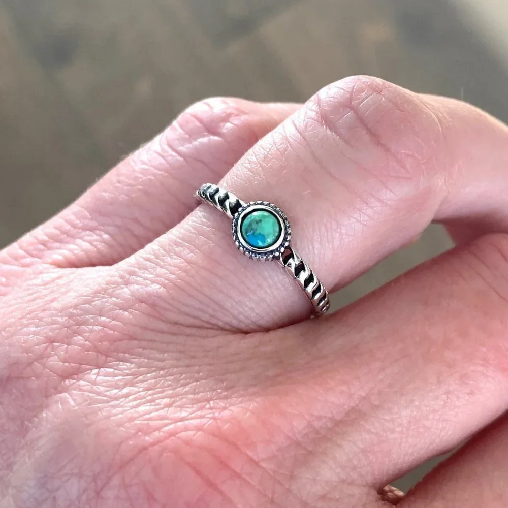 Sterling Silver 925 Dainty Minimalist Round Turquoise Twisted Band Ring Sz 7.25